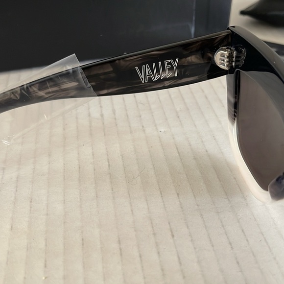 NEW Valley Eyewear Marmot Sunglasses - Picture 12 of 16